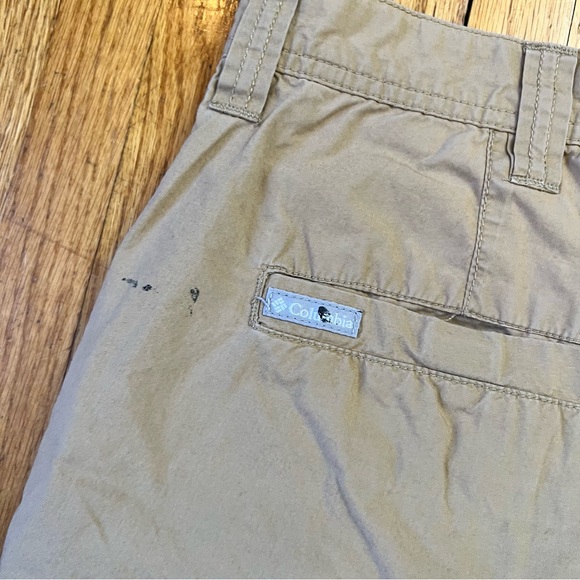 Columbia AM4471 Mens Washed Out Cotton Chino Short LIGHTWEIGHT Sz 36 x 10 Tan - Picture 3 of 10